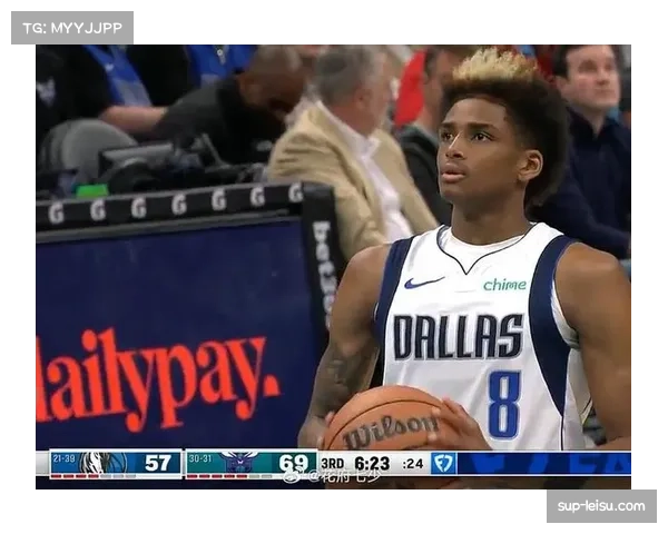 黄蜂三分火力凶猛，太阳需全力封锁外线与转换进攻